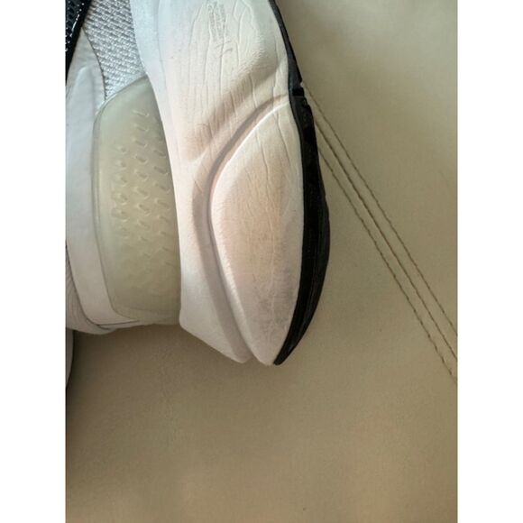 Nike Air Zoom Vomero 16 running sneakers, size 38.5 - Picture 10 of 11